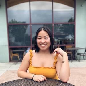 Meet your Posher, Stephanie